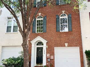 5058 Grimm Dr, Alexandria, VA 22304