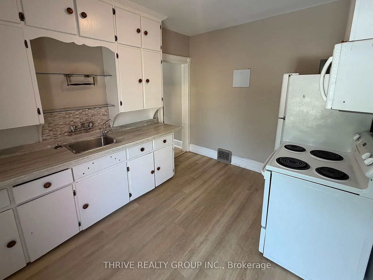 2 bed, $1,900 — Photo 4