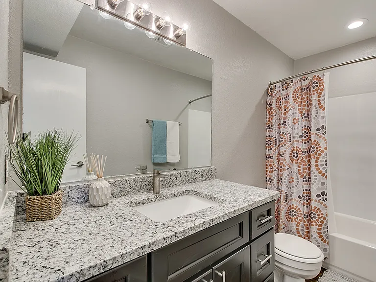 Norman Apartments — Photo 21