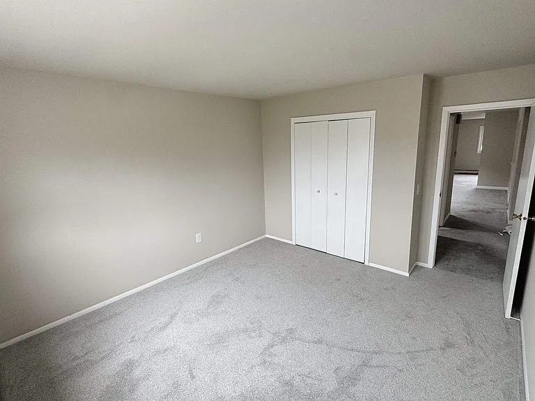 20 Oak St #2 — Photo 22