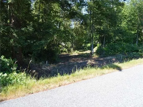 Charel Dr, Blaine, WA 98230