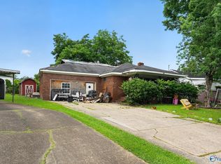109 Washington Ave, East Gadsden, AL 35903