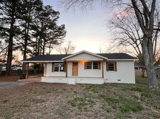 1506 Coleman Ave, Athens, AL 35611