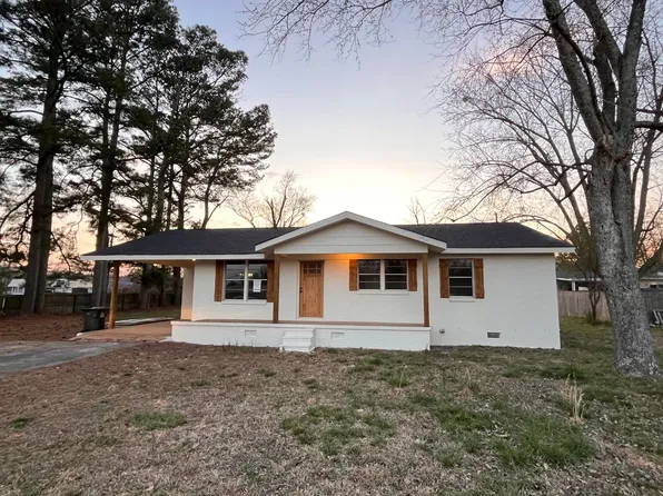 1506 Coleman Ave, Athens, AL 35611