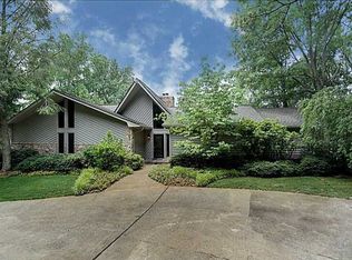 9515 Huntcliff Trce, Sandy Springs, GA 30350