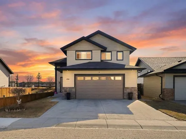 156 W Kershaw Close, Red Deer, AB T4P 0H4