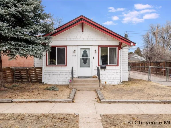 1114 W 27th St, Cheyenne, WY 82001