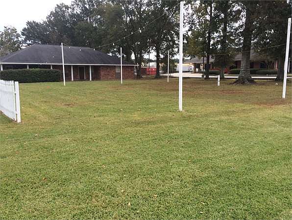 1st image of 108 Edgewood Dr
