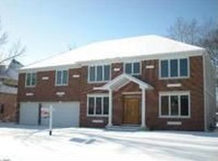 632 S Oak St, Palatine, IL 60067