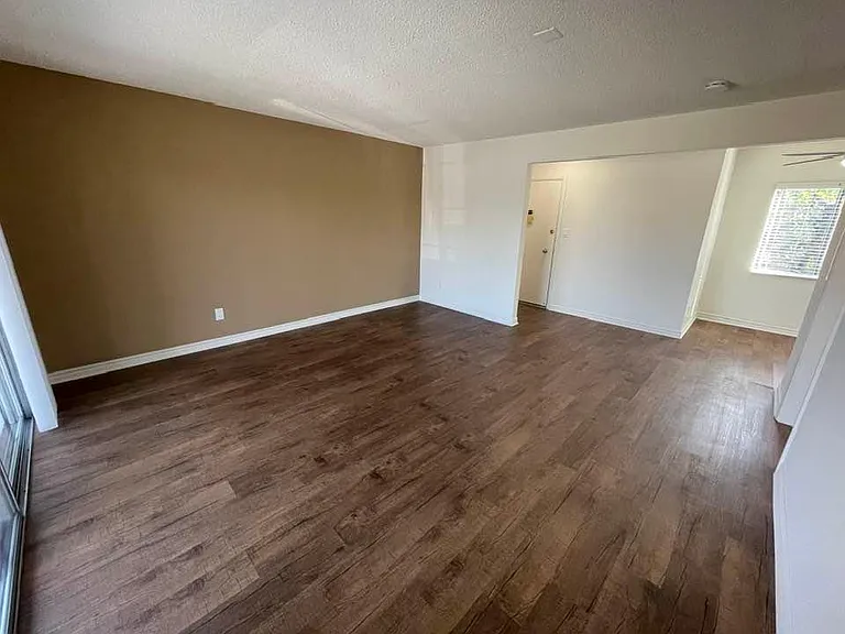 Charter House — Photo 9