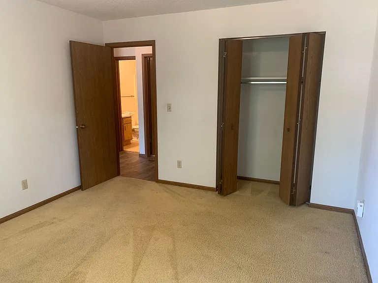939 Boston Way — Photo 12