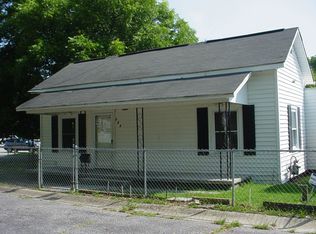 107 Nichols St, Chester, SC 29706