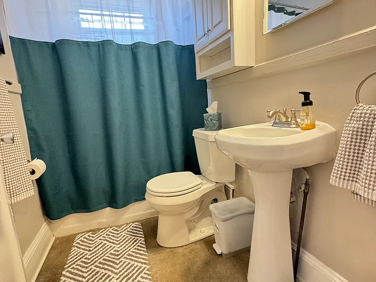 306 W Park Ave — Photo 12