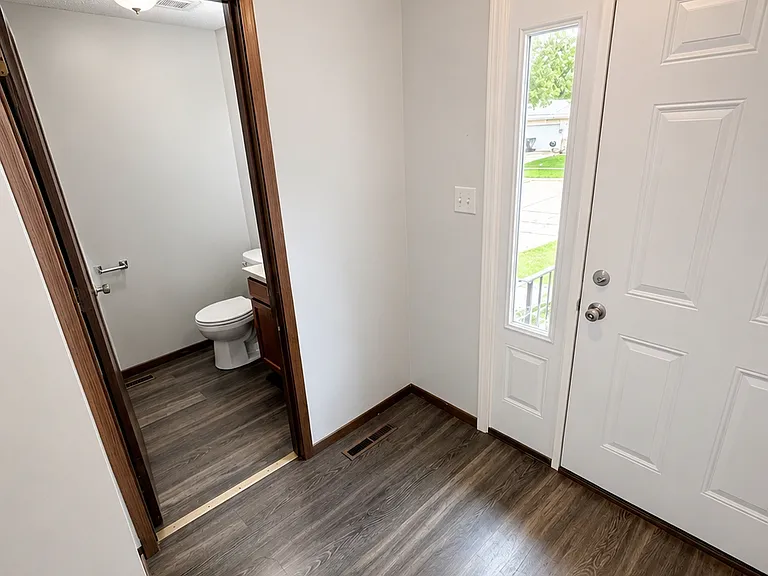 4007 Heritage Rd — Photo 3