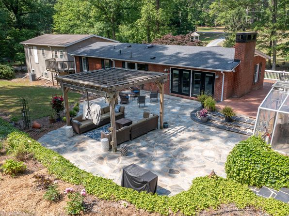 2129 Kelly Rd, Apex, NC 27502
