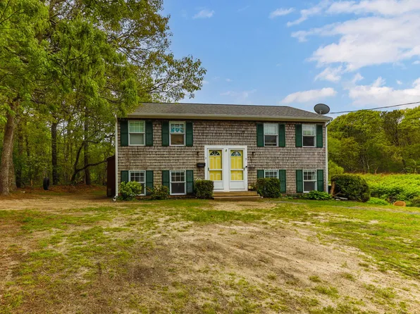 7-9 Connemara Way, West Yarmouth, MA 02673