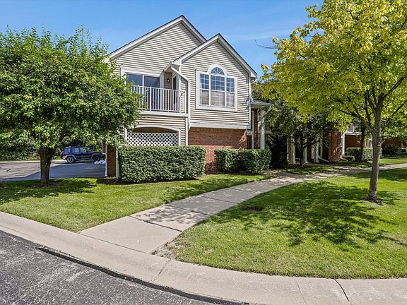 2nd image of 56112 Troon Dr N #222
