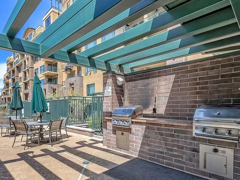 17 W Vernon Ave #21 — Photo 13