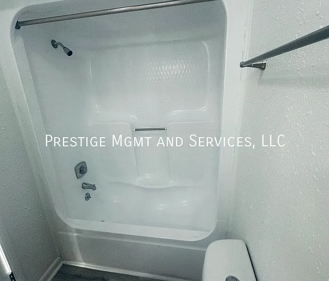 1 Villa Dr #1C — Photo 9