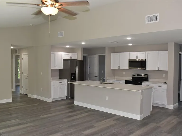 23493 Branch Ave — Photo 5