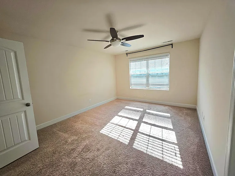3004 Dressage Dr — Photo 10