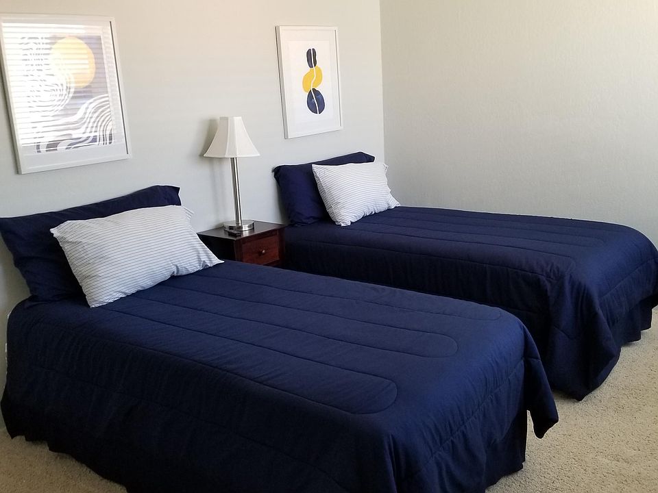 Can revert to a King Bed