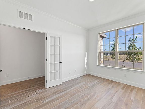 Private First-Floor Study