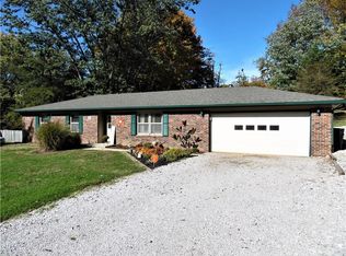 2030 Plantation Ln, Martinsville, IN 46151