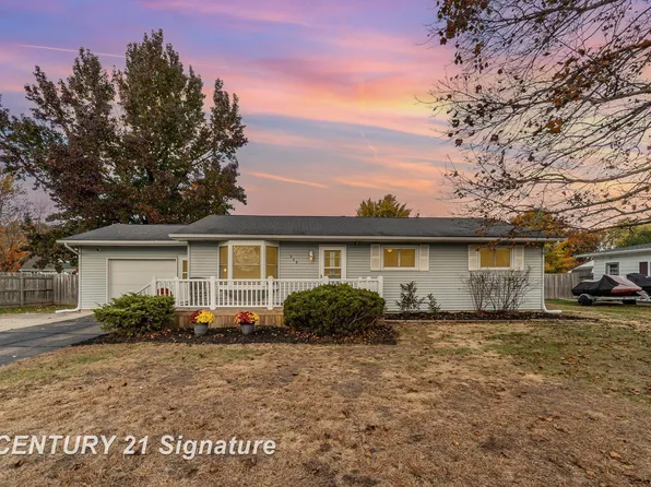208 Sunview Dr, Saint Charles, MI 48655