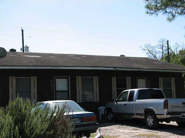 2nd image of 131 Raffet St