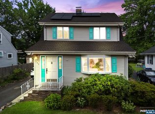 127 Poplar Ave, Hackensack, NJ 07601