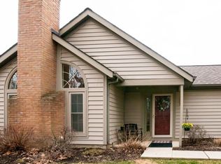 324 Hidden Ravines Dr, Powell, OH 43065