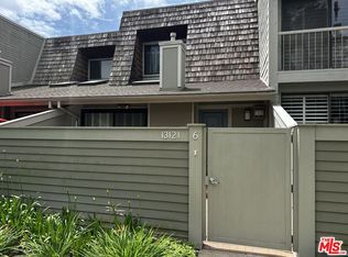 13121 Mindanao Way Unit 6, Los Angeles, CA 90292