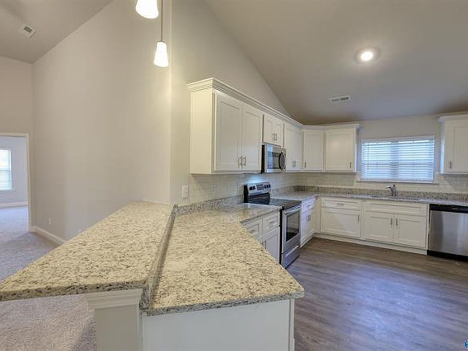 1st image of 226 Abercorn Dr