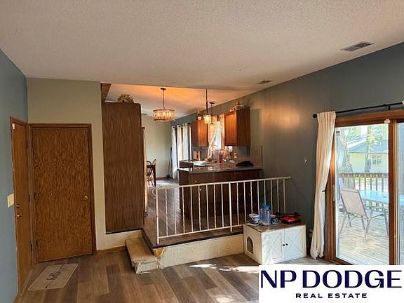 5th image of 2838 Reed Ln