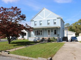 31 Moosic St, Wyoming, PA 18644