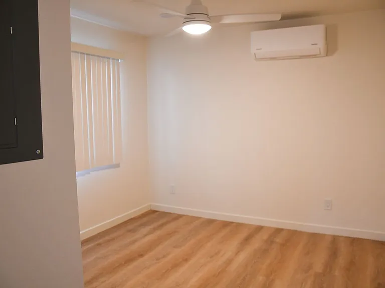 316 N Parker St — Photo 7