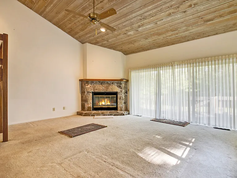 512 Druid Lndg — Photo 15