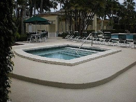 5th image of 3001 NW 99th Ave