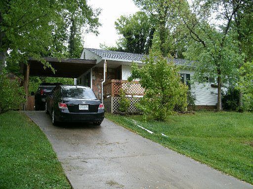 2nd image of 2420 Bradley St