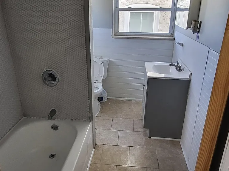 4133 Pechin St #2 — Photo 8
