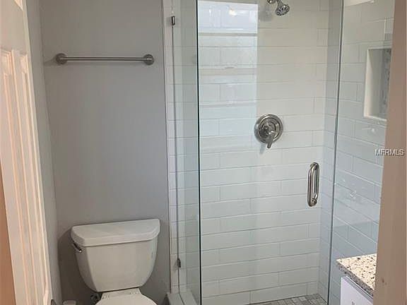 5th image of 1109 E Normandy Blvd