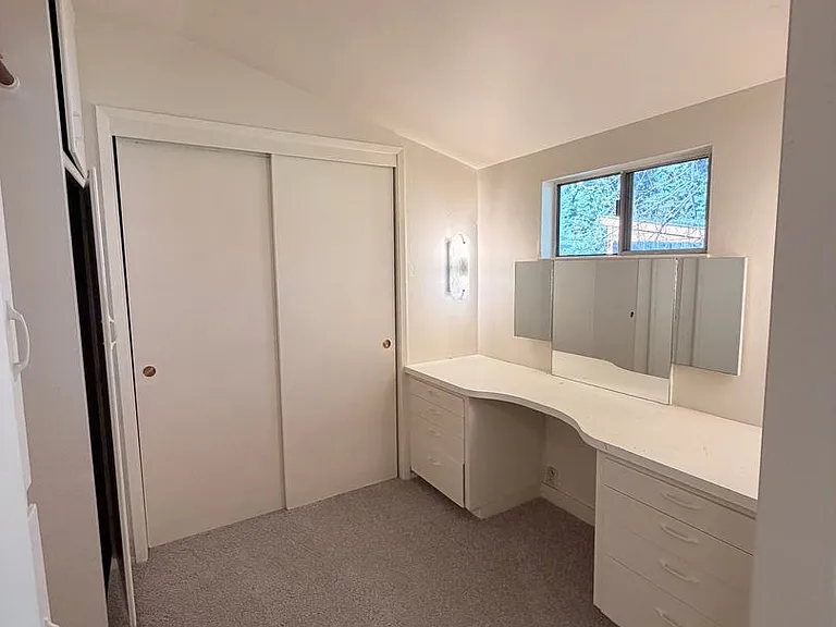 809 Browns Valley Rd — Photo 5