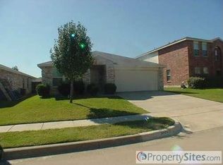 9029 Napa Valley Trl, Fort Worth, TX 76244