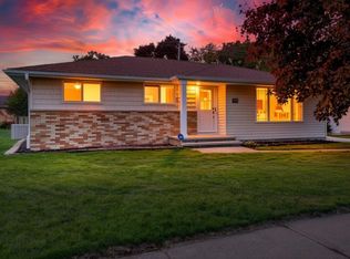 1214 E Lindbergh St, Appleton, WI 54911