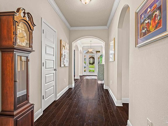 4th image of 9521 Pebble Stone Dr