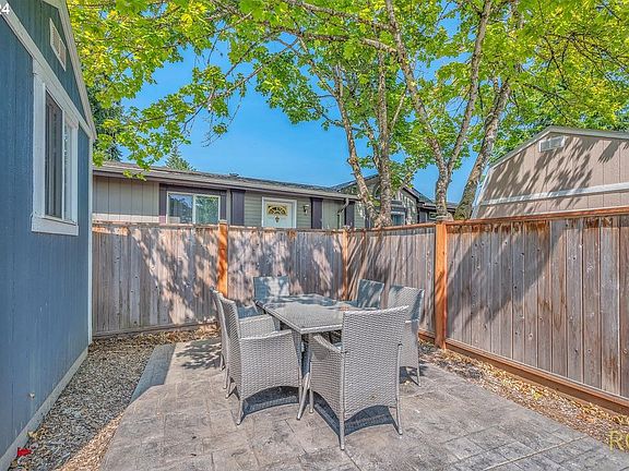 5th image of 32080 NW Meadow Dr