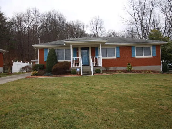 408 Chieftain Dr, Fairdale, KY 40118