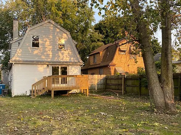 1516 40th St, Rock Island, IL 61201