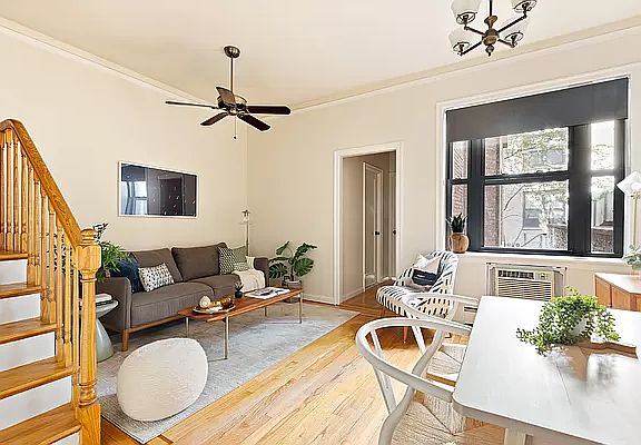 3rd image of 247 W 102nd St APT 3